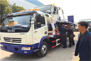 浙江汽车道路救援拖车价格